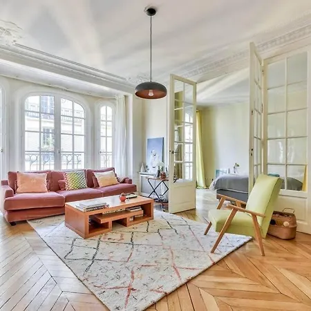 Haussmannian In Passy
