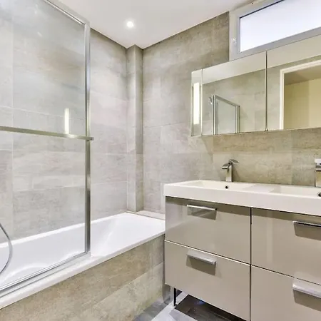Haussmannian In Passy Appartement